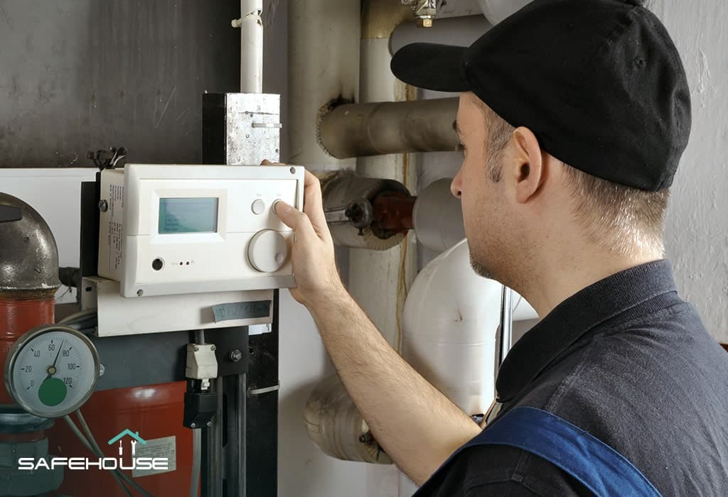 Choosing between a gas engineer and a plumber